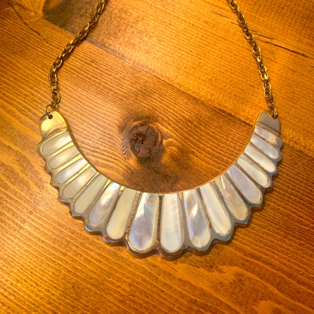 Mother of pearl necklace
